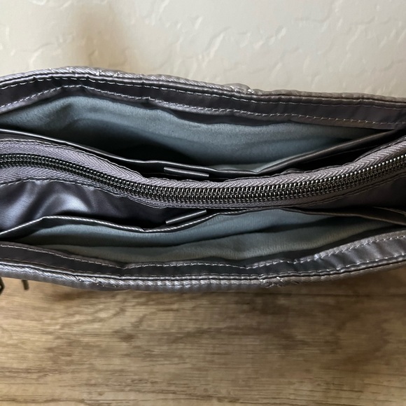 LUG Dazzle SE Crossbody bag Metallic Pearl - Picture 9 of 13